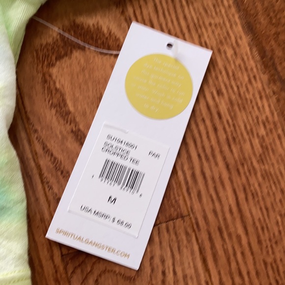 NWT, Cropped tie dye t shirt, size M - Picture 2 of 3